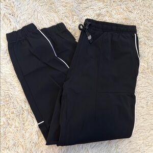 Fabletics Joggers